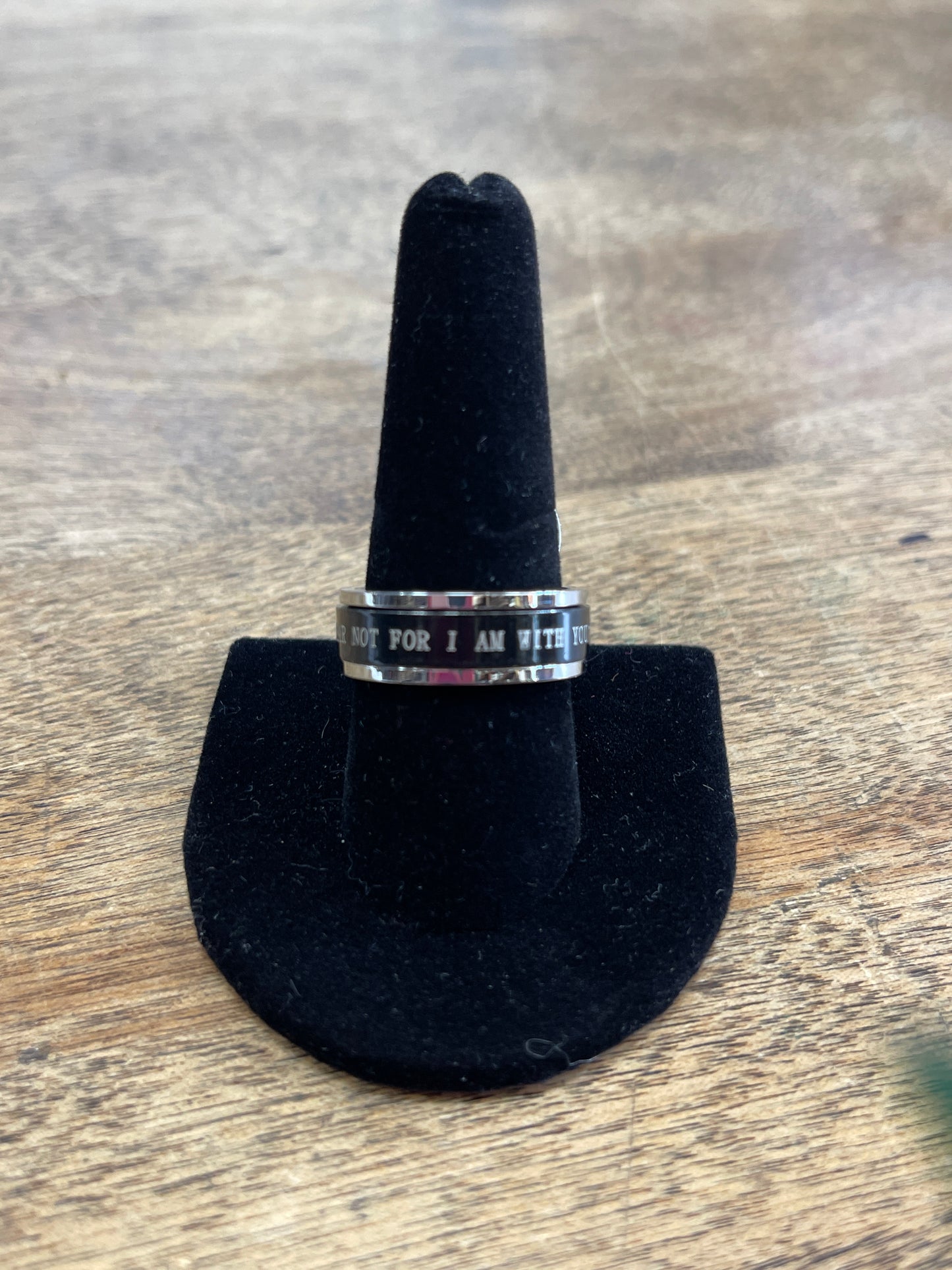 “Fear not” spin ring