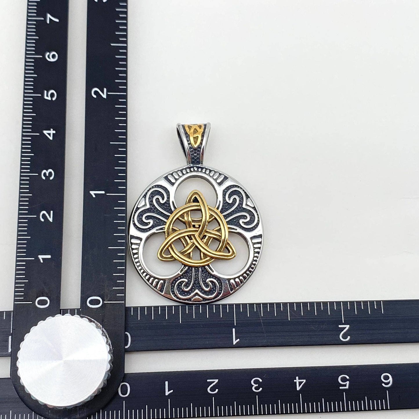 Celtic Concentric Knot Stainless Steel Pendant - MJ/MNP