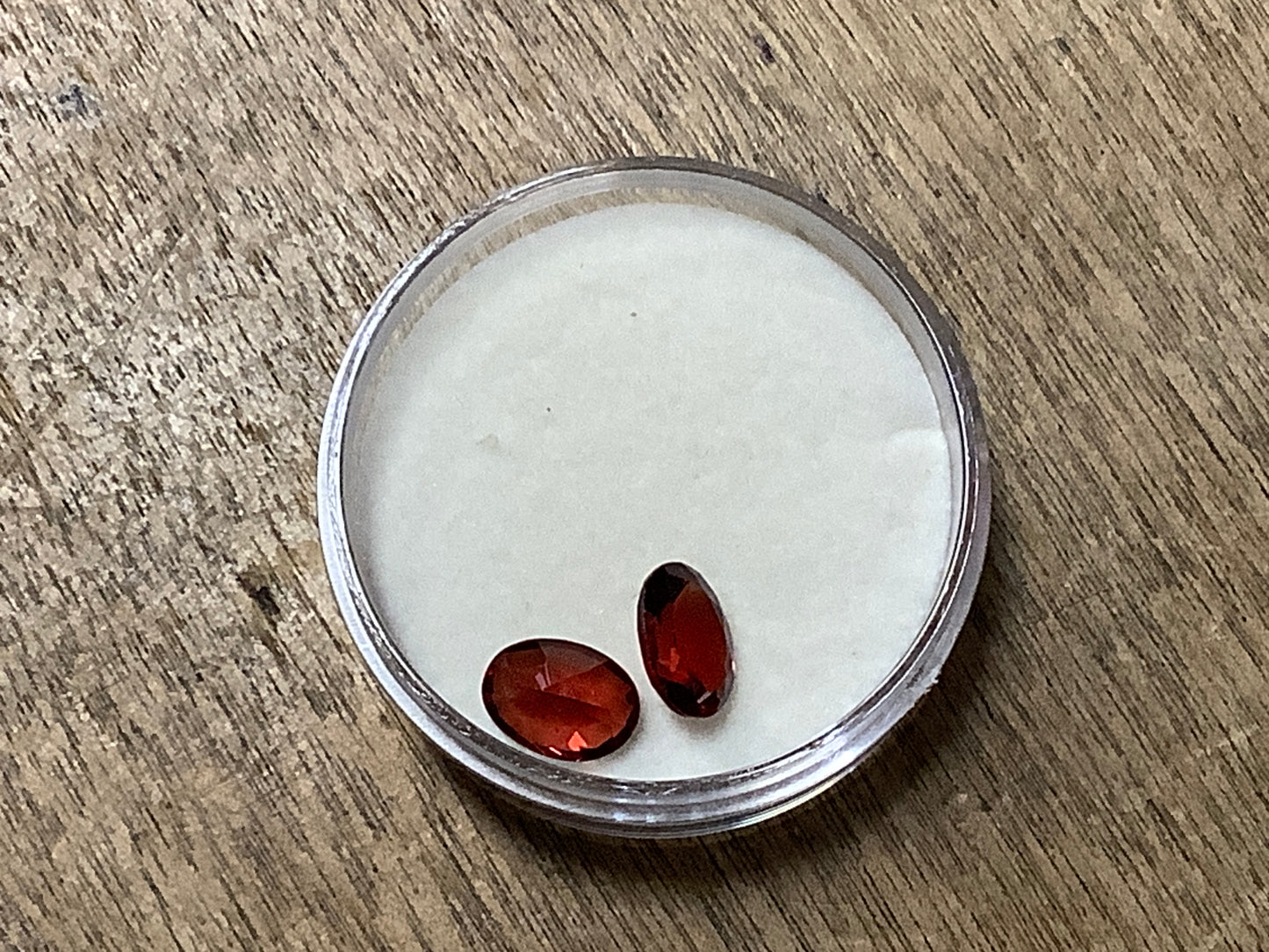 Cabochons and Faceted Gems for Rings