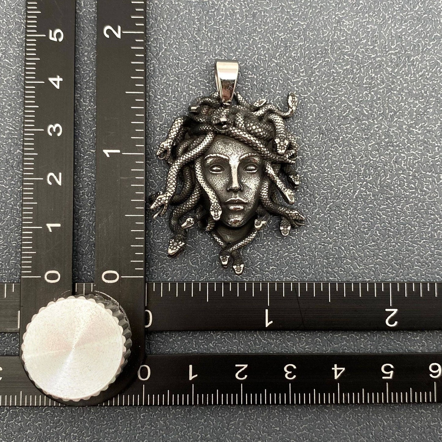 Medusa Stainless Steel Cast-on Outwell Craft Charm