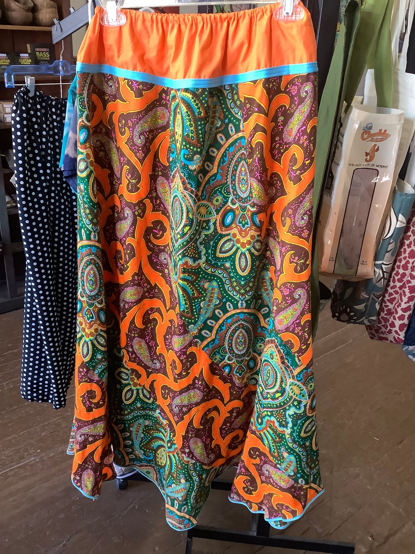Mary Ramos vibrant orange skirt Sz small