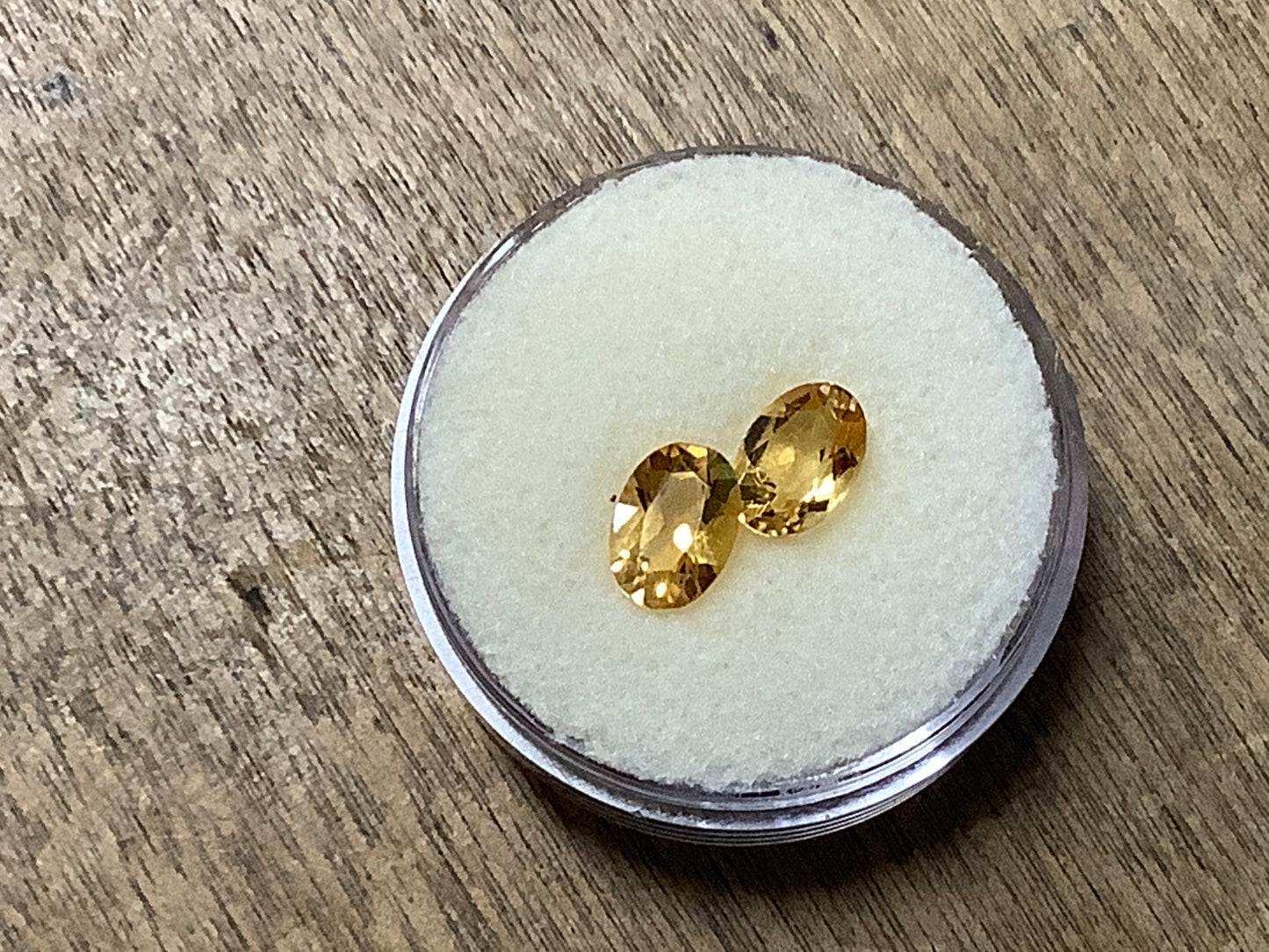 Cabochons and Faceted Gems for Rings