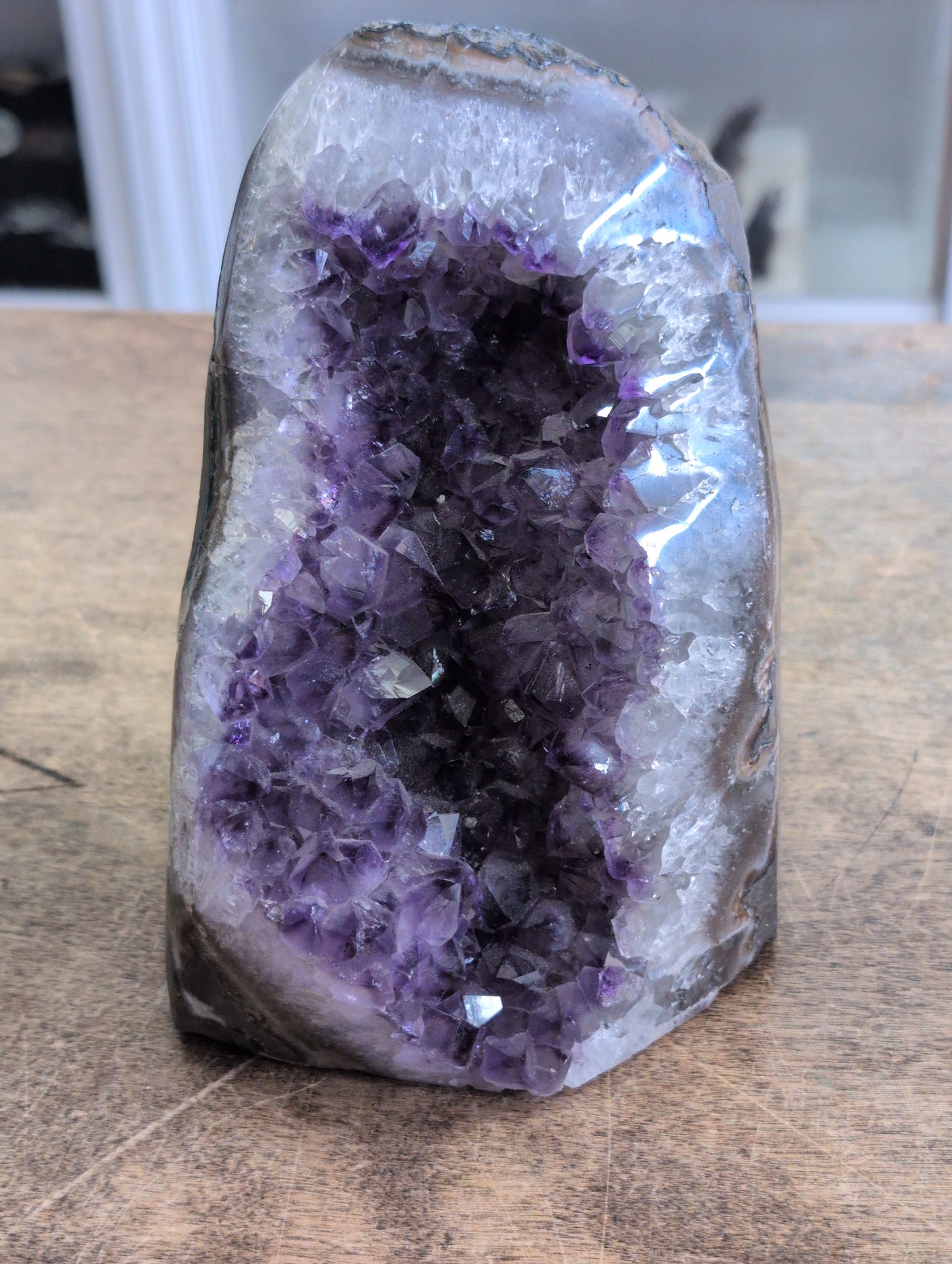 Amethyst Druze with flat base
