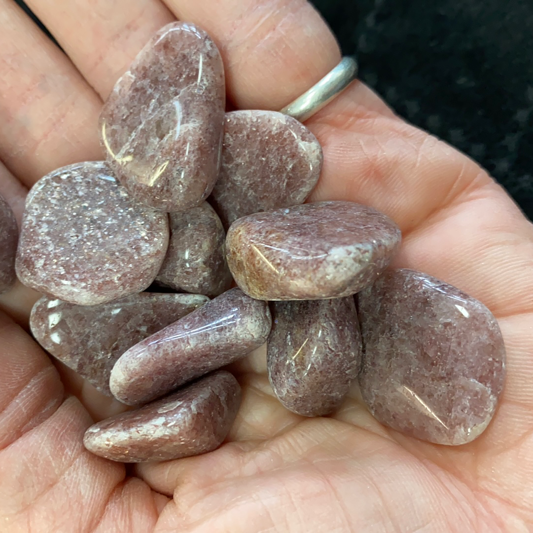 Pink Aventurine Tumbled – Gemini's Eclectic Emporium