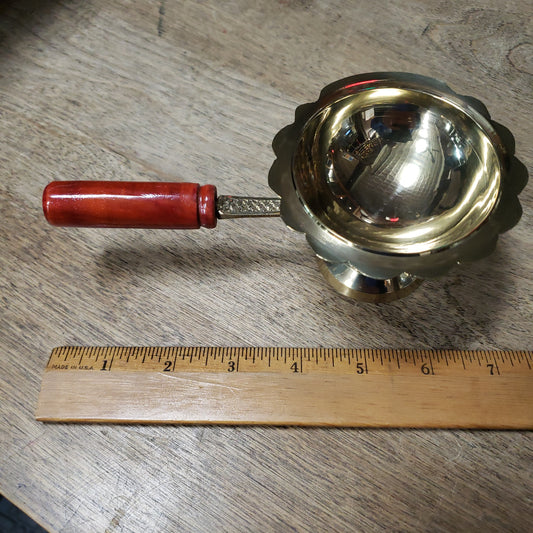 Scalloped Brass Burner with Wooden Handle