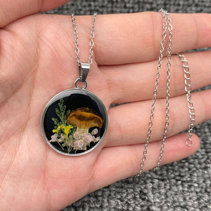 Dried Flower & Mushroom Round Charm Necklace
