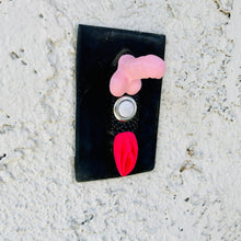 Load image into Gallery viewer, Pussy Magnet! Vulva Stick On Magnetic Vulva! Prank/Gag Gift