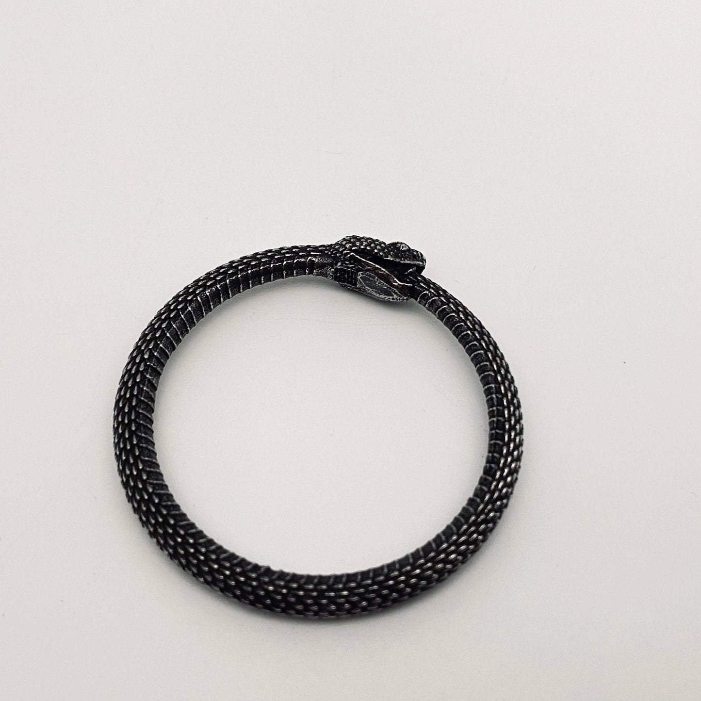 Retro Snake-shaped Stainless Steel Pendants  - MJ/MNP