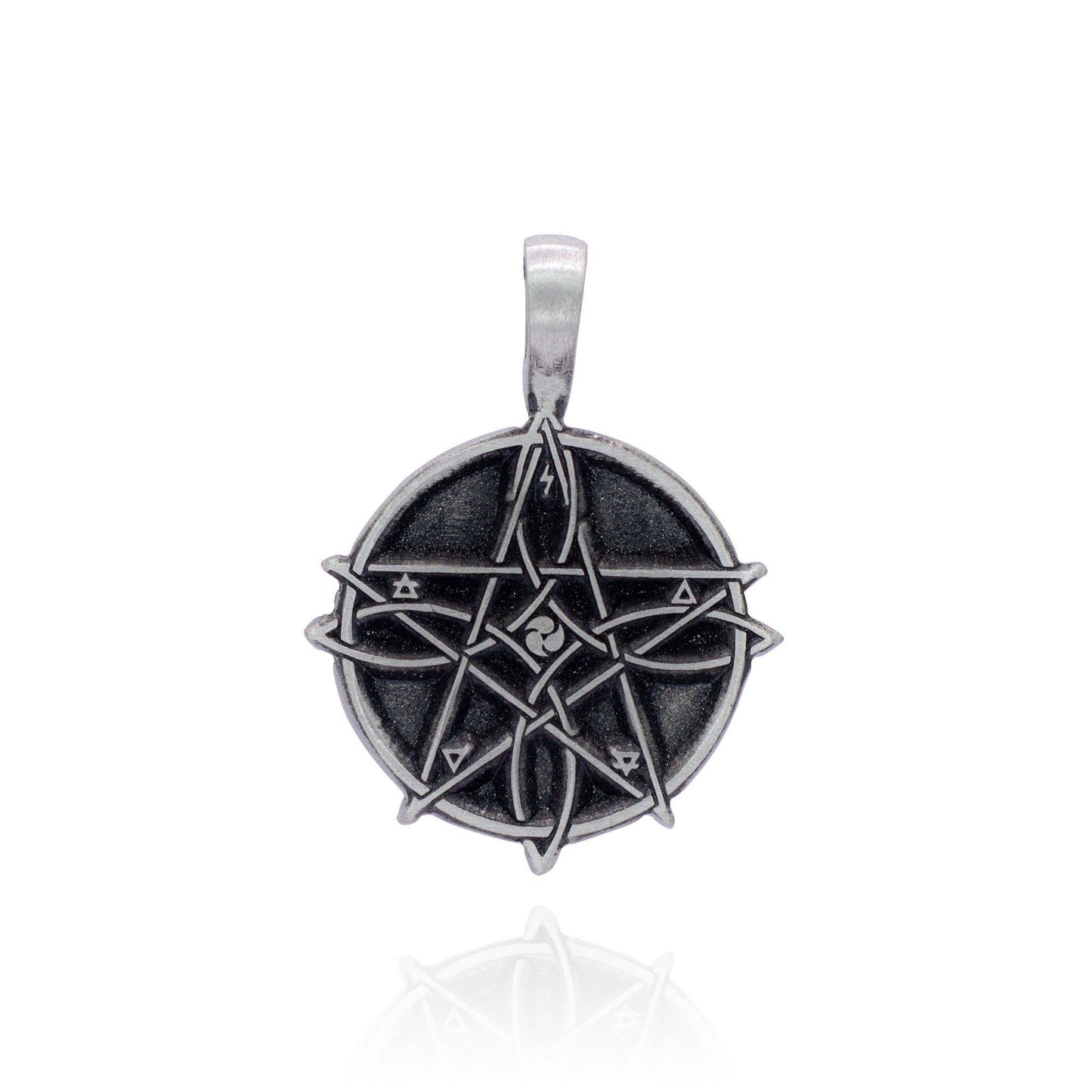 Wiccan Pendant - The Witch's Knot on Pentacle