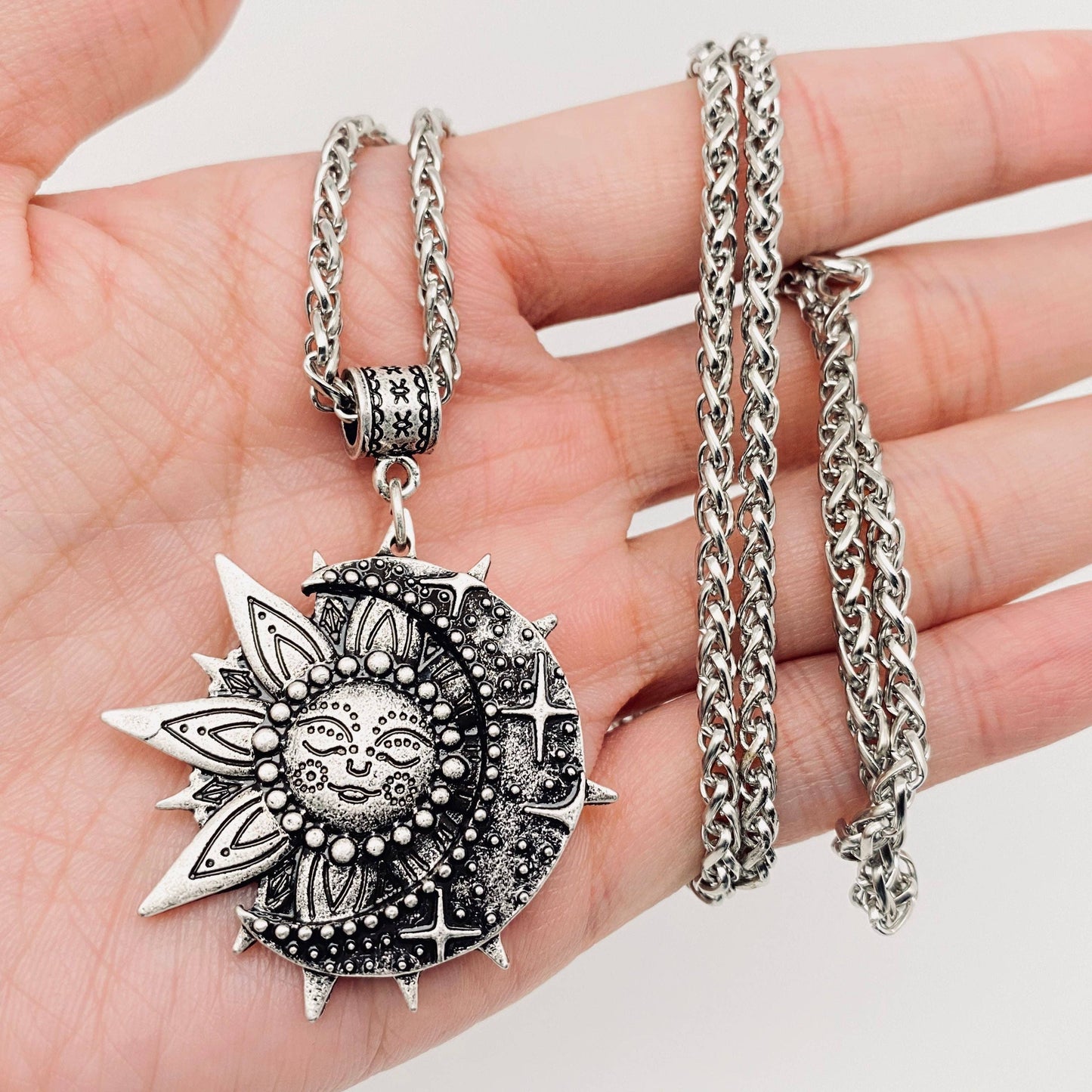 Sun Moon Pendant Necklace - MJ/MS