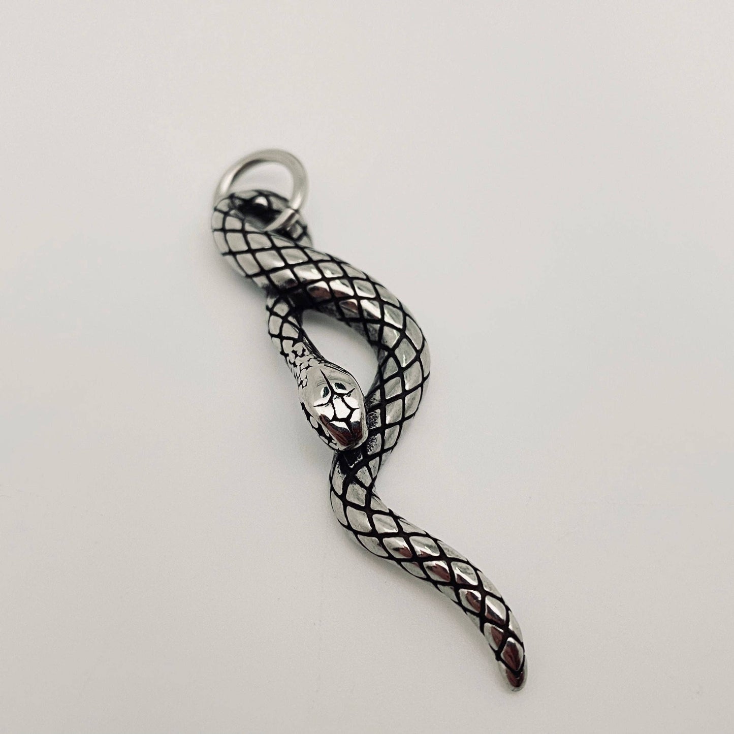 Retro Snake-shaped Stainless Steel Pendants  - MJ/MNP
