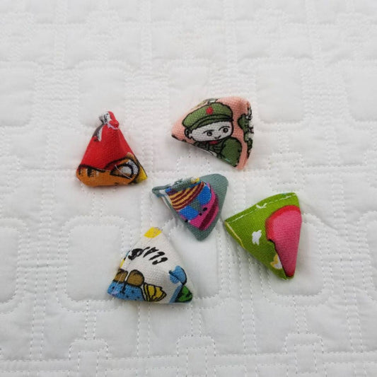 Multicolored Cartoon Triangle Kick Toy Sack Ball Foot Bag