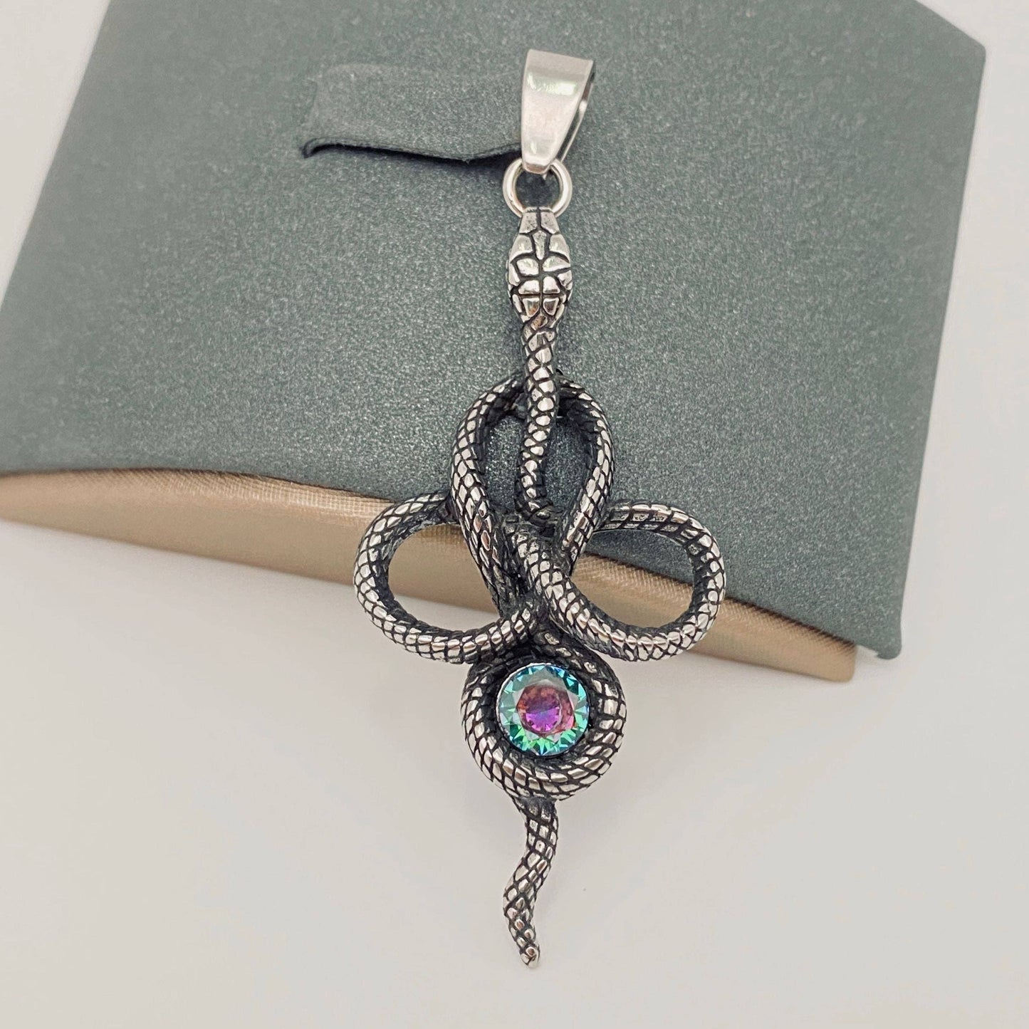Retro Snake-shaped Stainless Steel Pendants  - MJ/MNP