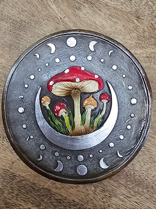 Round Mushroom Moon Phase Incense Burner