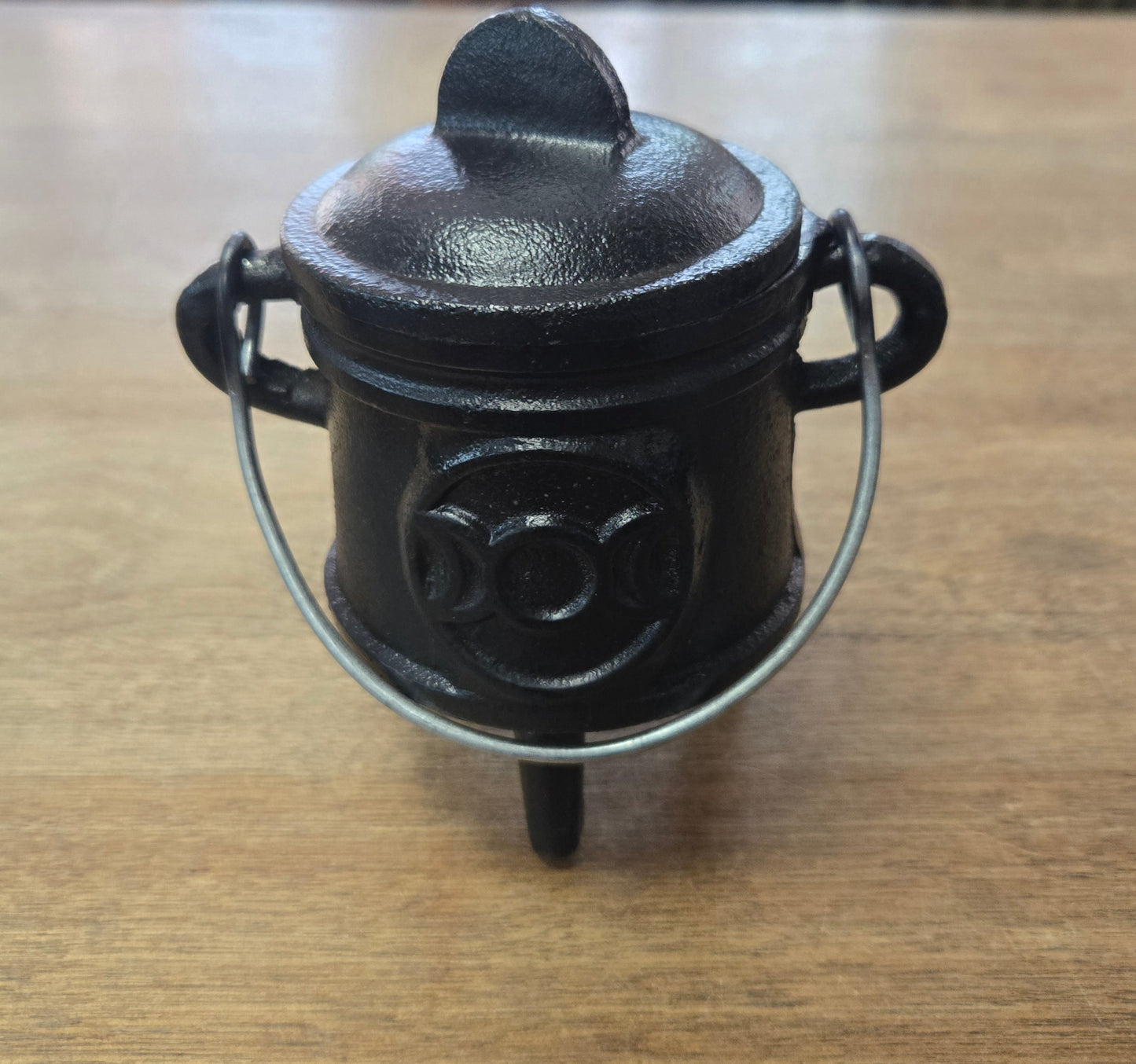 Triple Moon Cast Iron Cauldron w/ Lid