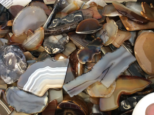 Agate Tumbled (mixed with variants)