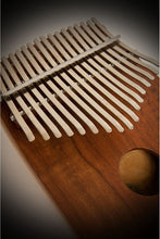 Load image into Gallery viewer, DOBANI 17-KEY THUMB PIANO Kalimba