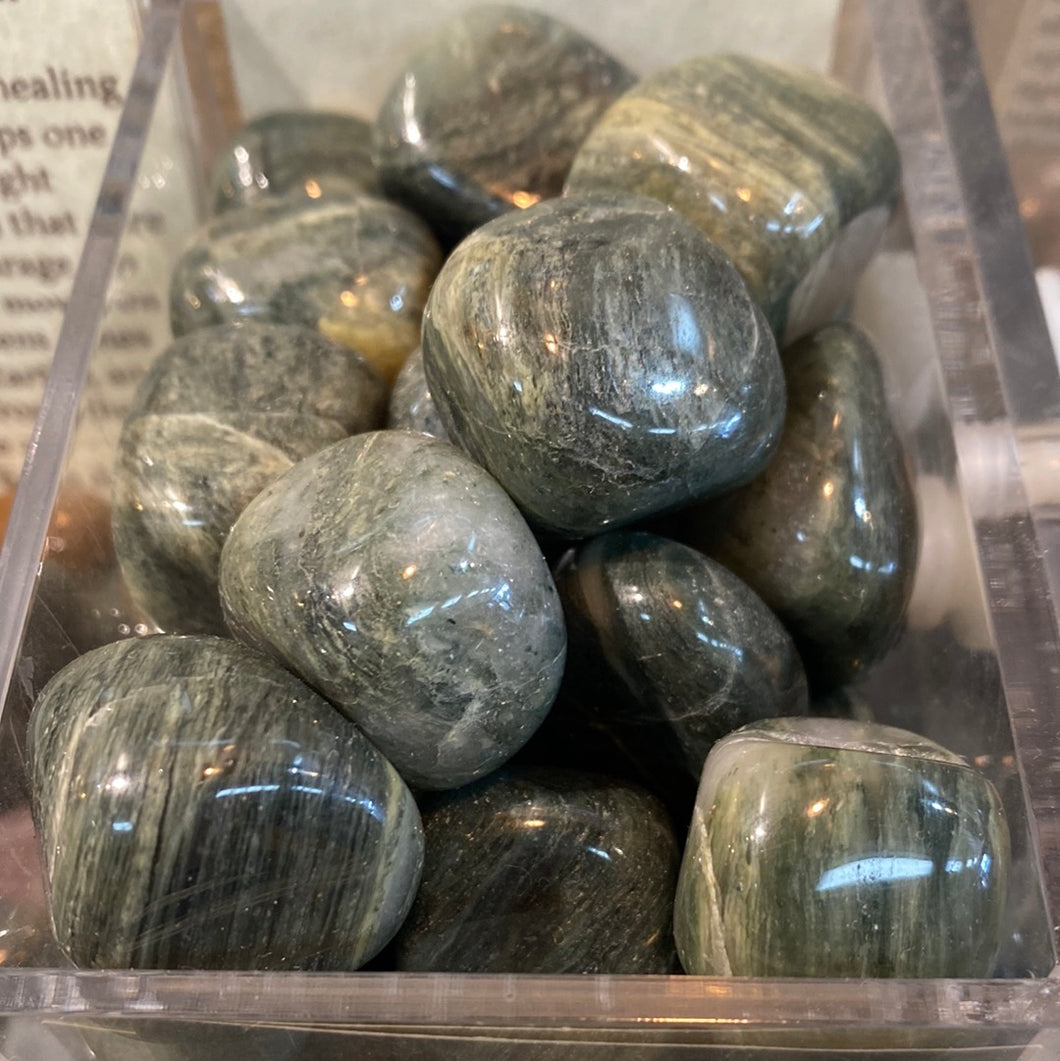 Green hair jasper