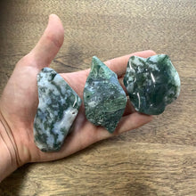 Load image into Gallery viewer, Green Moss Agate Tumbled