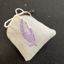 Load image into Gallery viewer, Fresh Lavender Bundles And Sachets from Bellevenue Manor