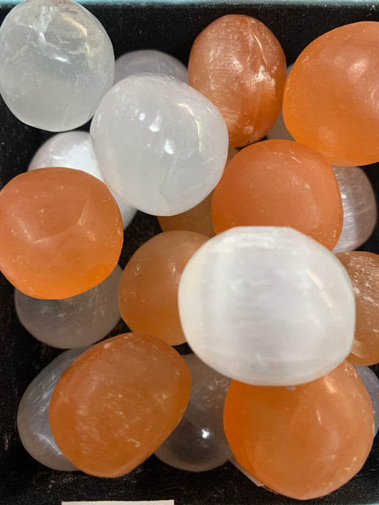 Selenite balls