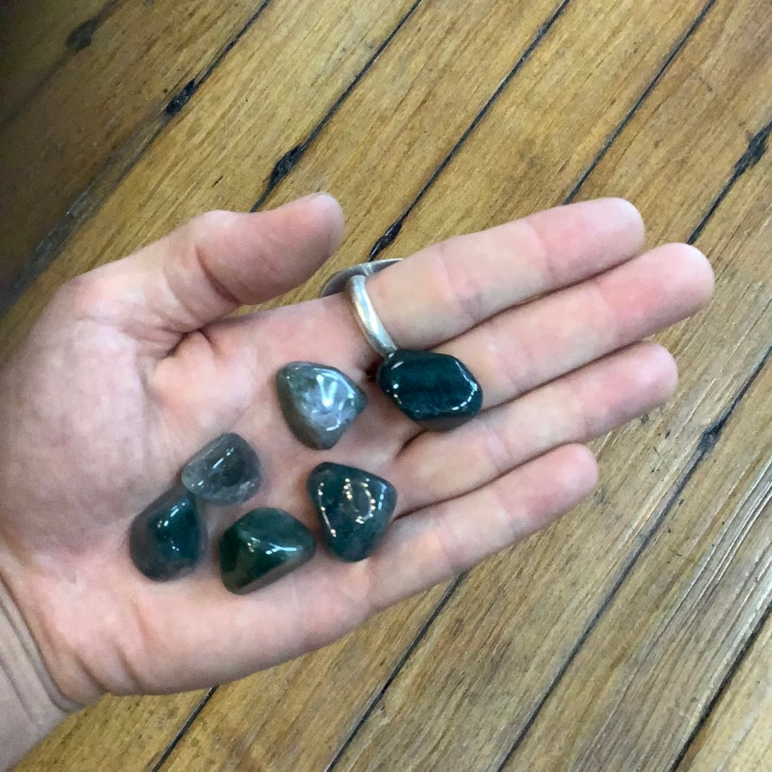 Green Moss Agate Tumbled